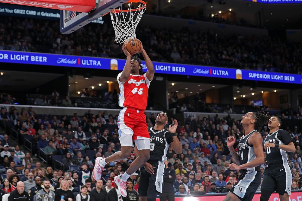 更是士气的 更是士气的