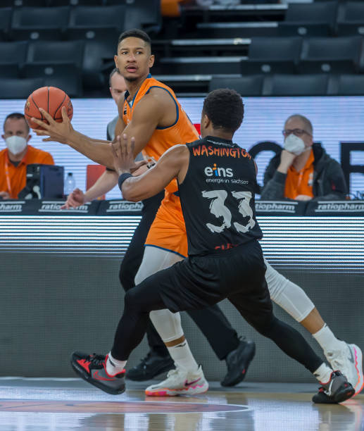 足球联赛积分榜最新动态（足球联赛积分榜最新速报）